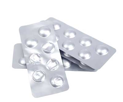 Blister packaging made of aluminum with protective lacquer
