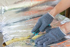 Composite foil as insulation material